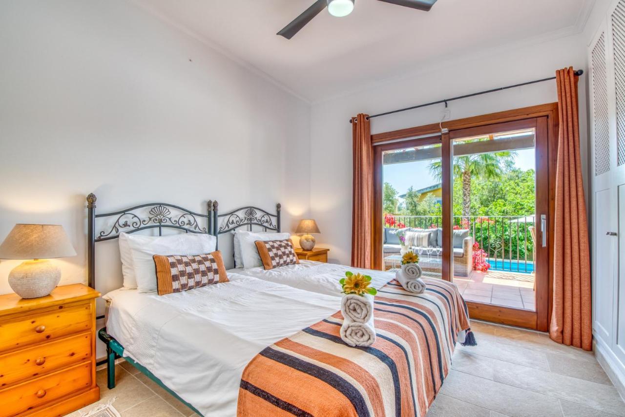 Ideal Mallorca - Flores Crestatx